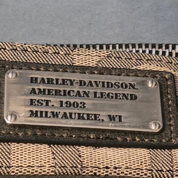 Harley-Davidson Tan and Brown Shoulder Bag - Picture 2 of 8